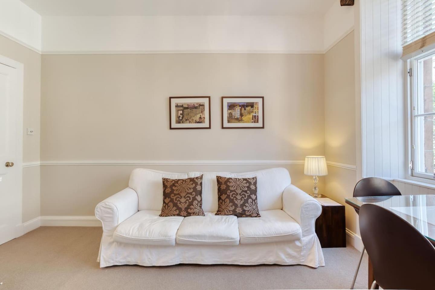 West Port - 2Br In The Heart Of The Old Town Just Off The Grassmarket Edinburgh Ngoại thất bức ảnh