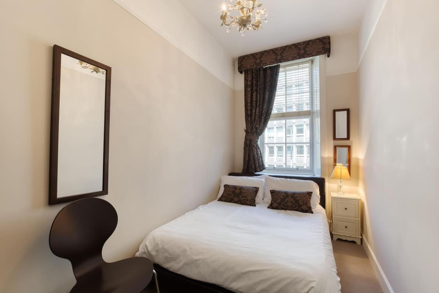 West Port - 2Br In The Heart Of The Old Town Just Off The Grassmarket Edinburgh Ngoại thất bức ảnh